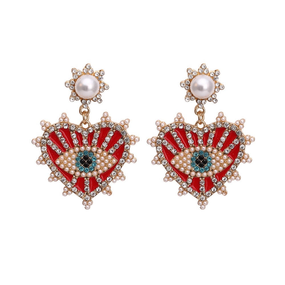 Eye n Heart Earrings